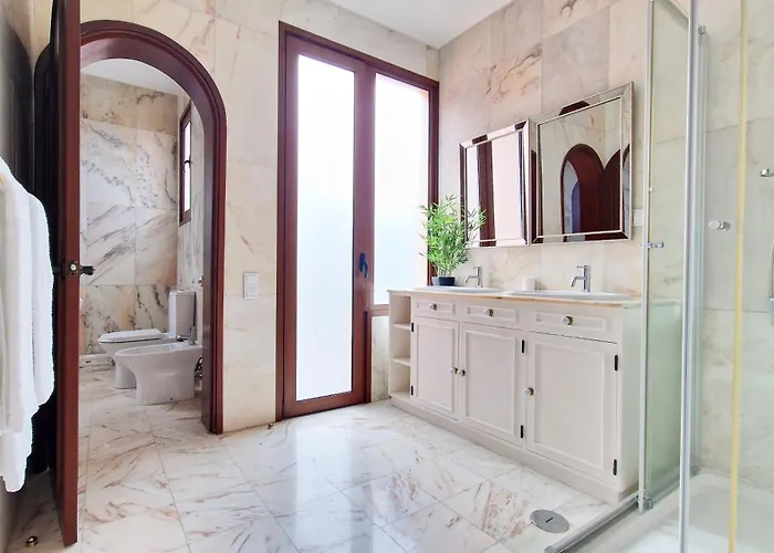 Casa Clementine By Lovelystay Funchal (Madeira)