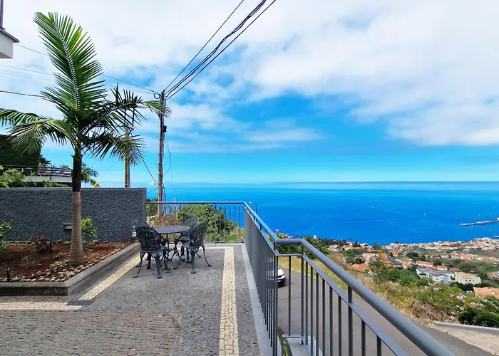 Casa Clementine By Lovelystay Funchal (Madeira)